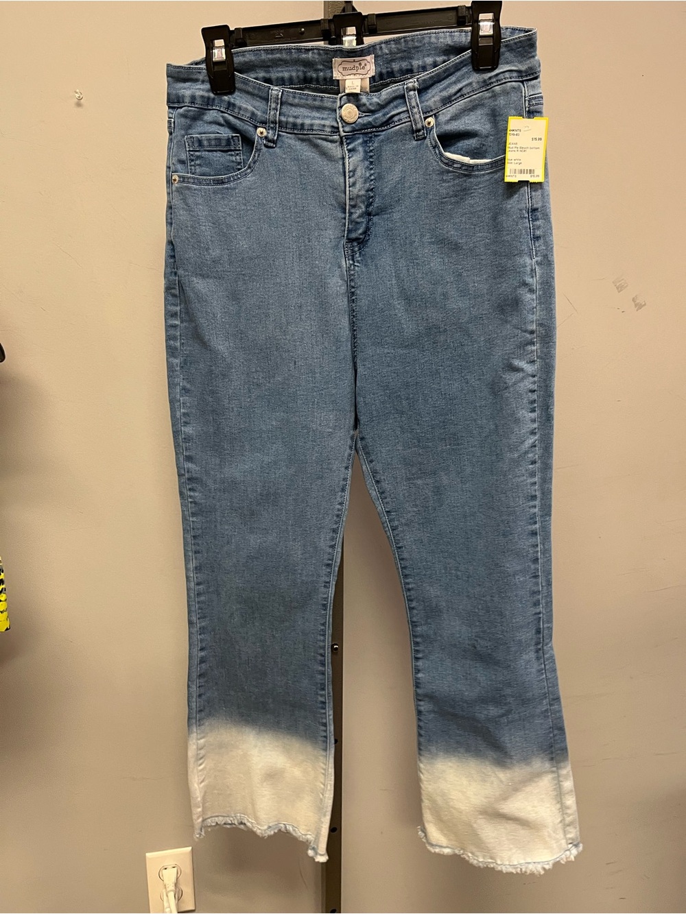 1310 / mid pie Women’s Two-Tone Light Blue Dip-Dye Jeans size large
